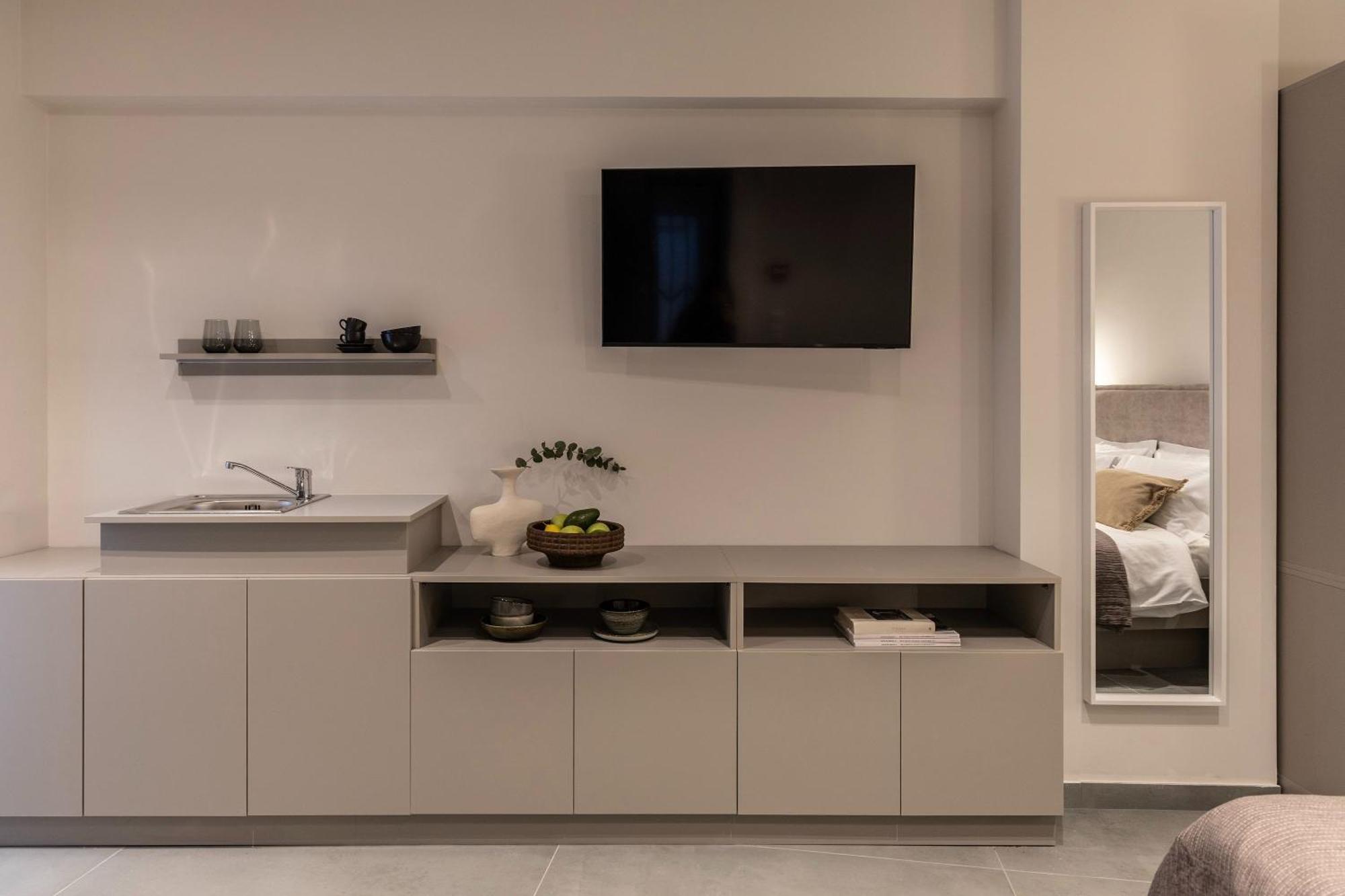 Celestial Athens Suites At Praxitelous Luaran gambar