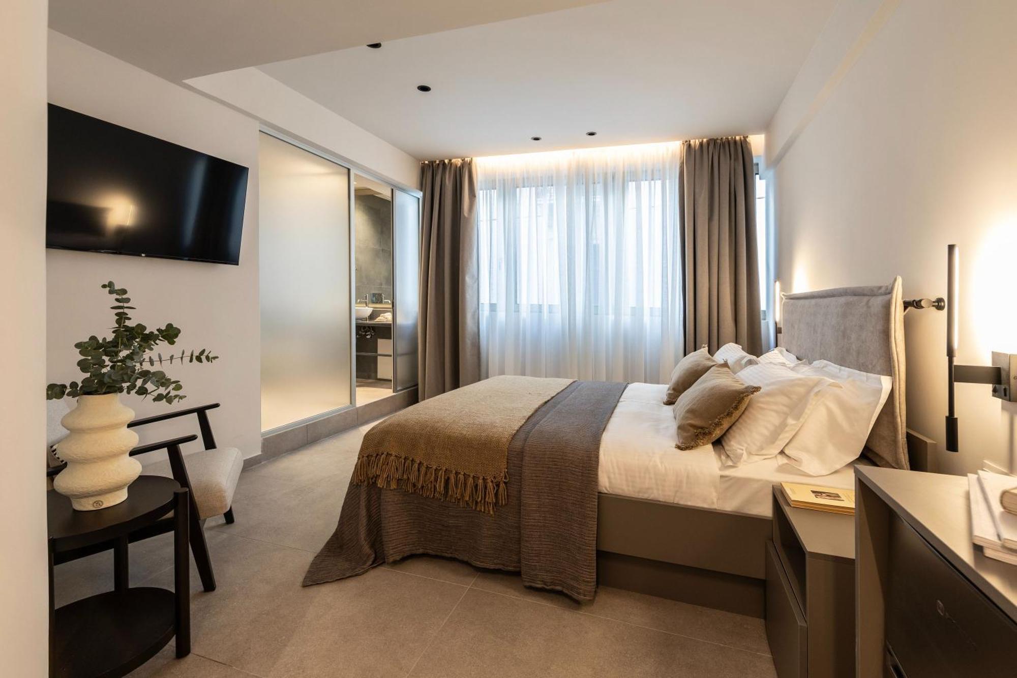 Celestial Athens Suites At Praxitelous Luaran gambar