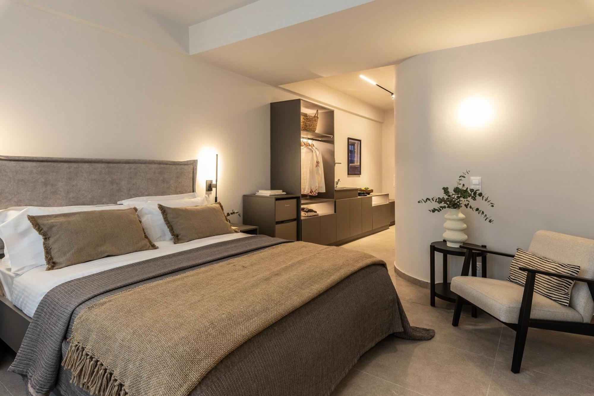 Celestial Athens Suites At Praxitelous Luaran gambar