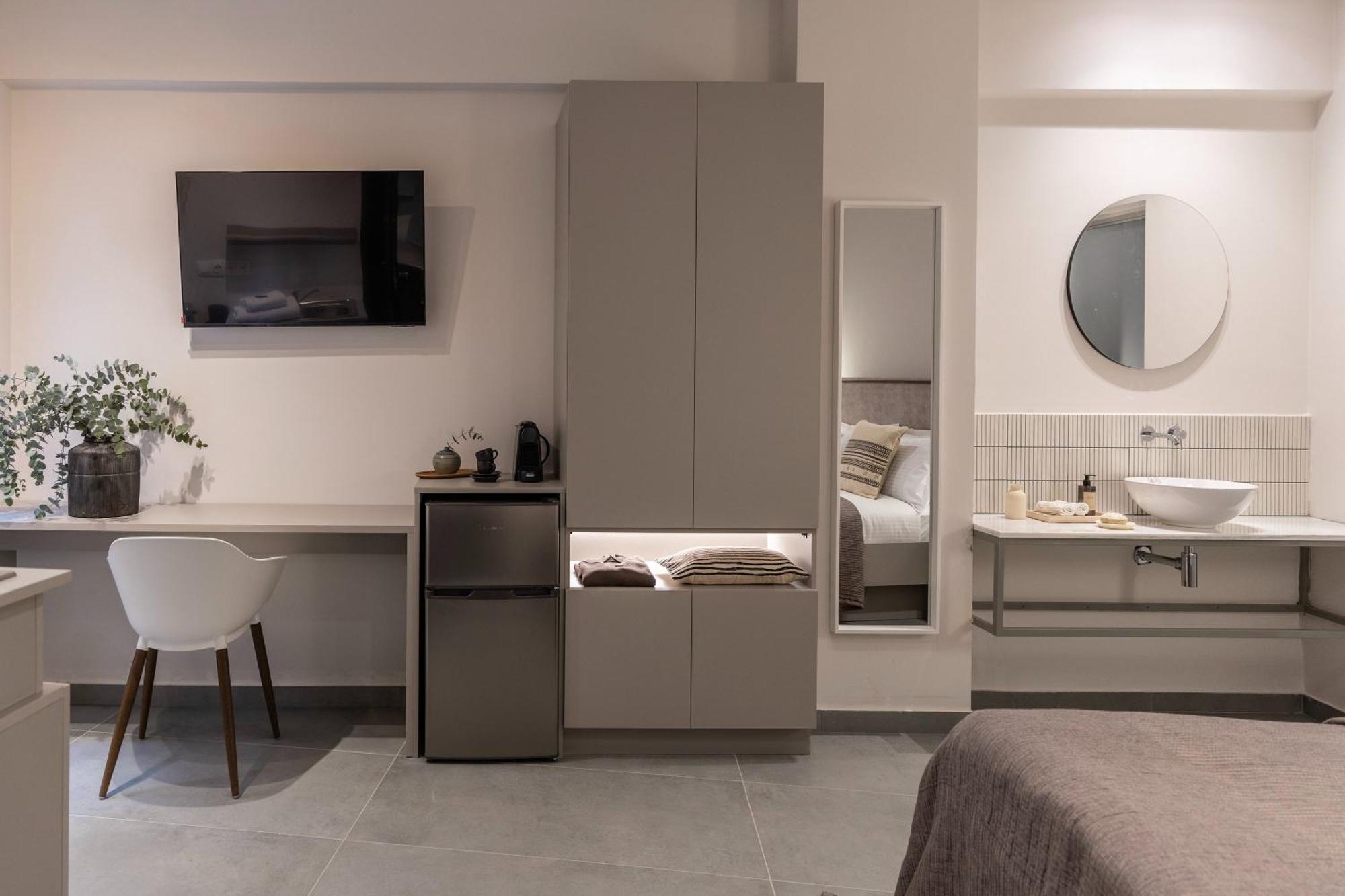 Celestial Athens Suites At Praxitelous Luaran gambar