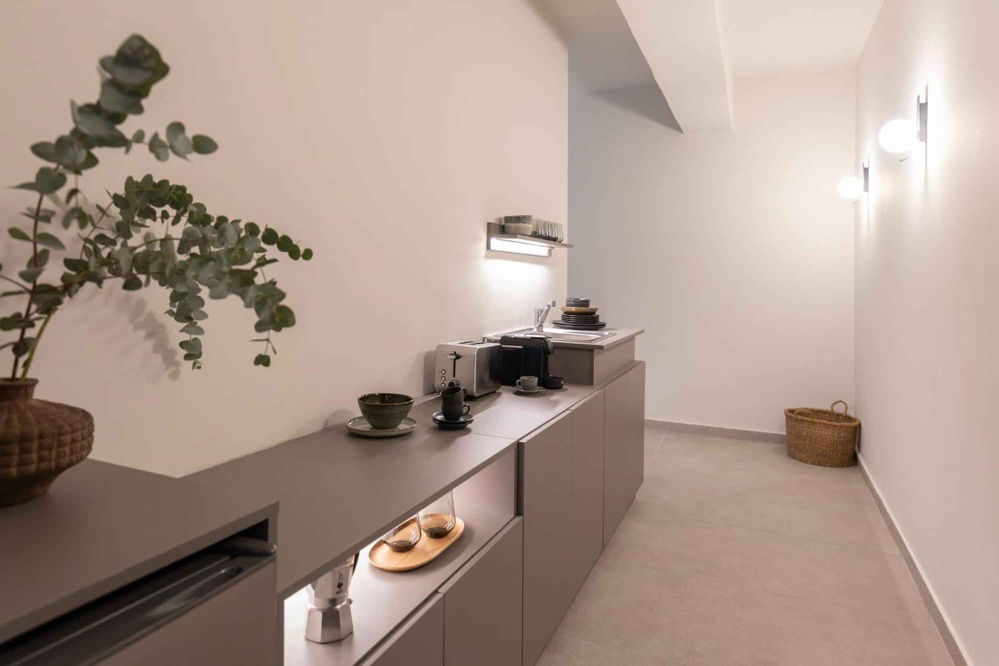 Celestial Athens Suites At Praxitelous Luaran gambar