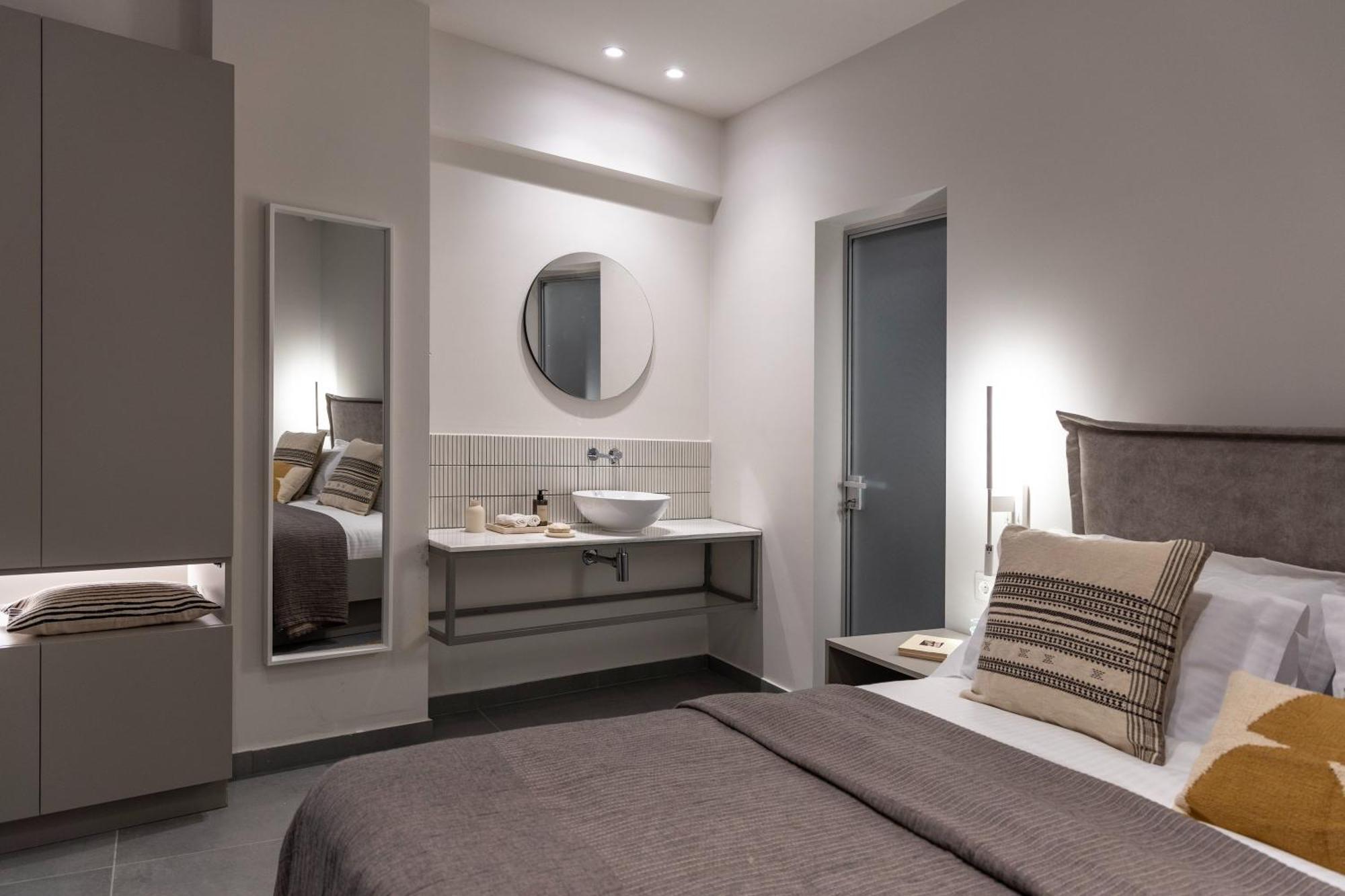 Celestial Athens Suites At Praxitelous Luaran gambar