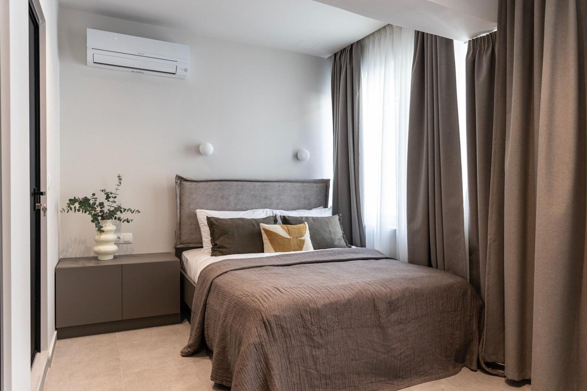 Celestial Athens Suites At Praxitelous Luaran gambar