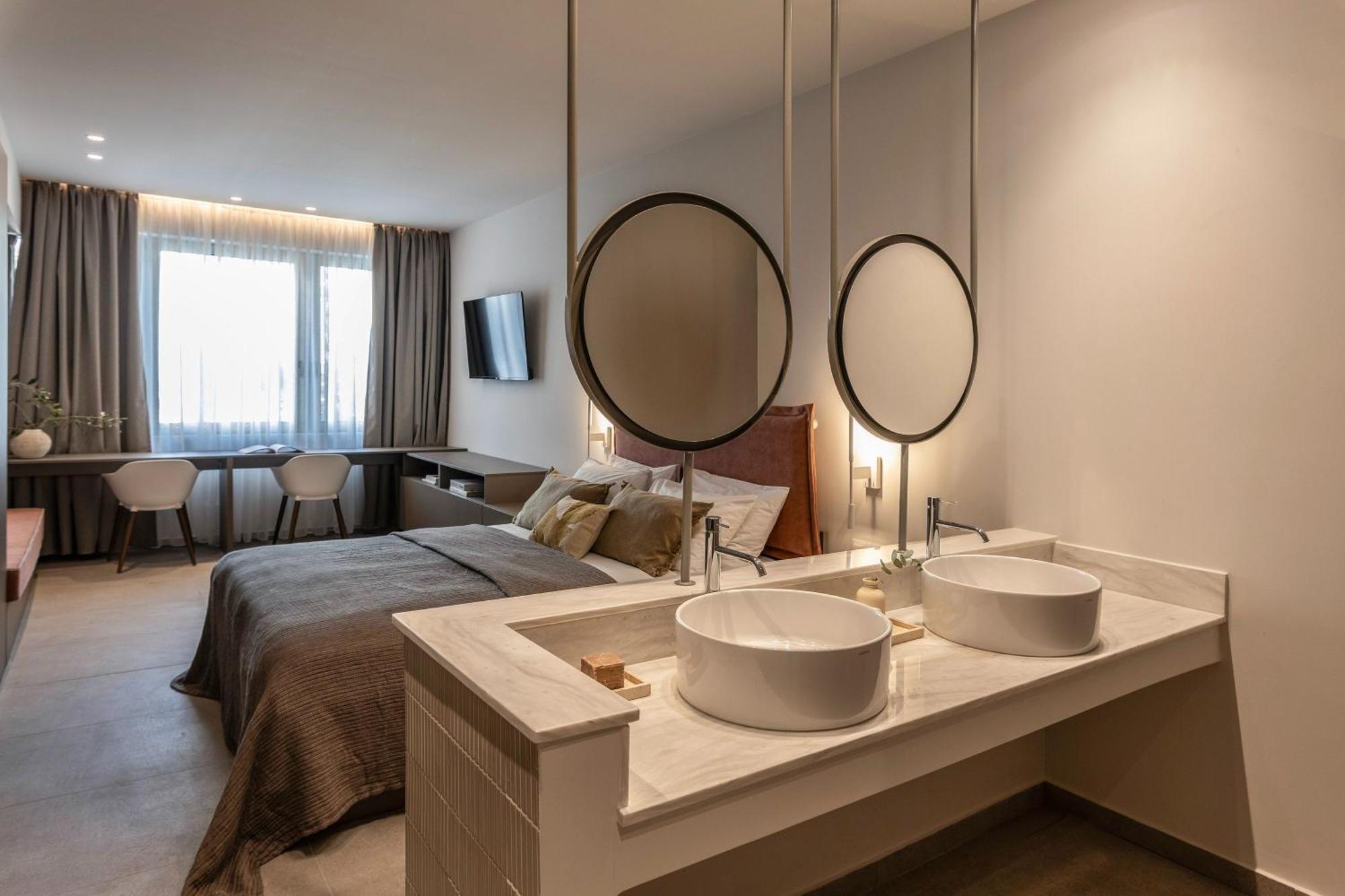 Celestial Athens Suites At Praxitelous Luaran gambar