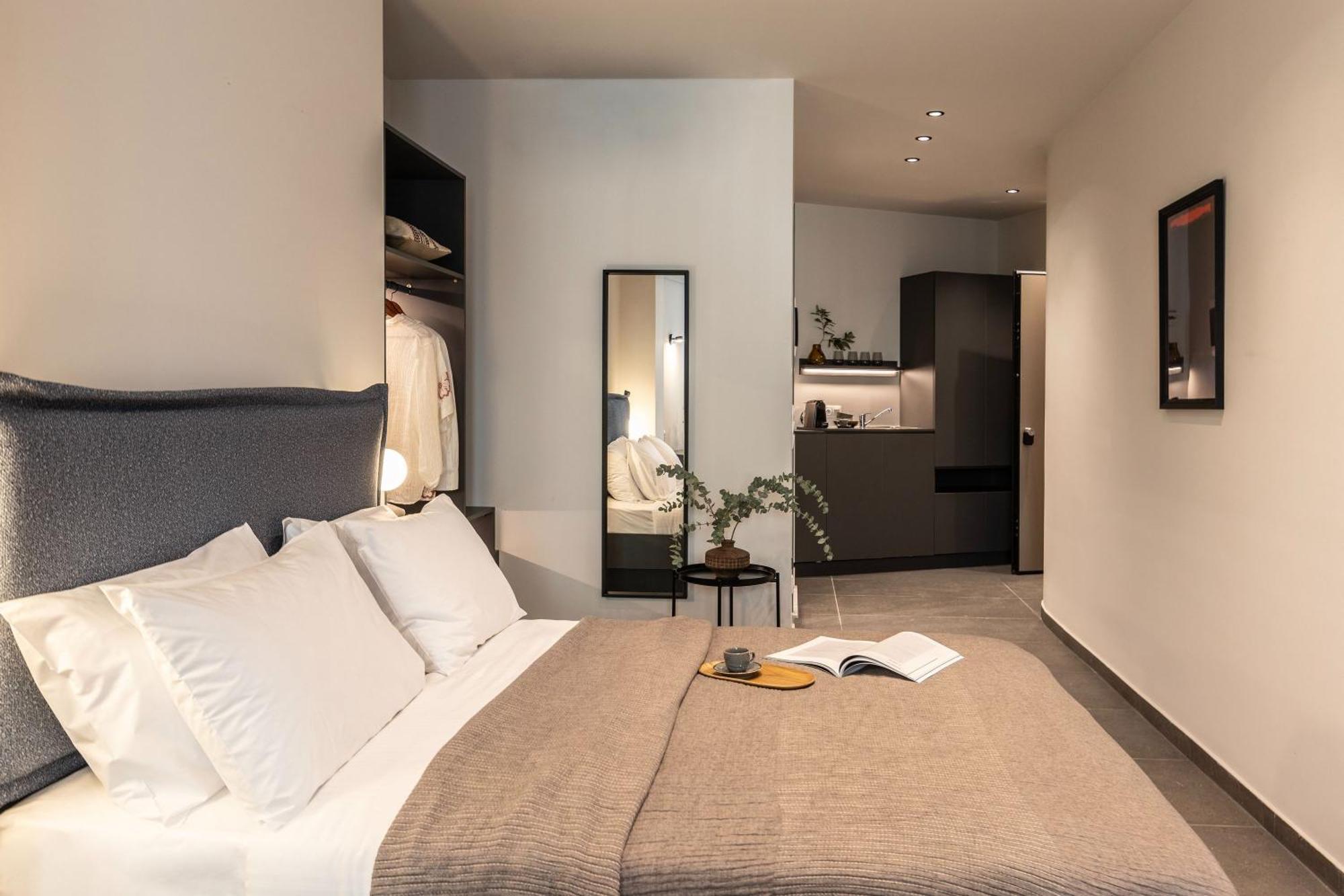 Celestial Athens Suites At Praxitelous Luaran gambar